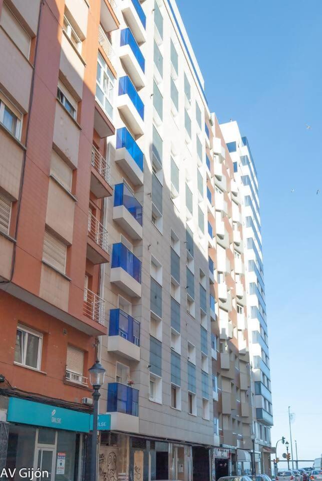 Apartamento La Playa 17 Gijón Exterior foto